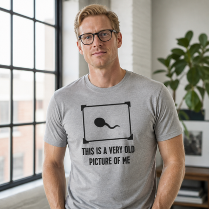 This Is a Very Old Picture of Me Men's Funny Biology Joke Graphic T-Shirt