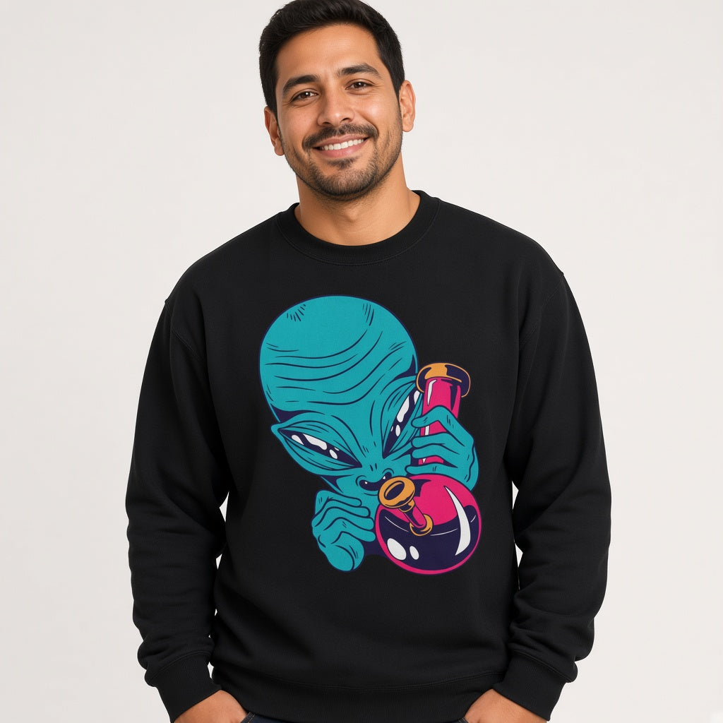 sweatshirt Alien with a flask