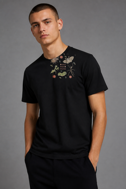 Cute T-Shirt With Insect Friends Bugs Need Hugs Funny T-Shirt